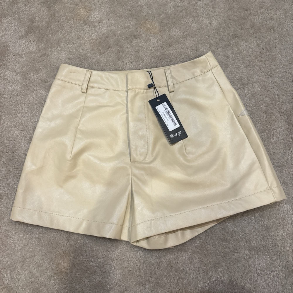 Nasty Gal Women's Cream High Waist Shorts